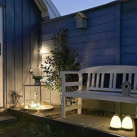 Sleep Under The Stars Near Brunsnaes Nyaraló Broager