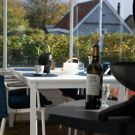 Sleep Under The Stars Near Brunsnaes Nyaraló Broager