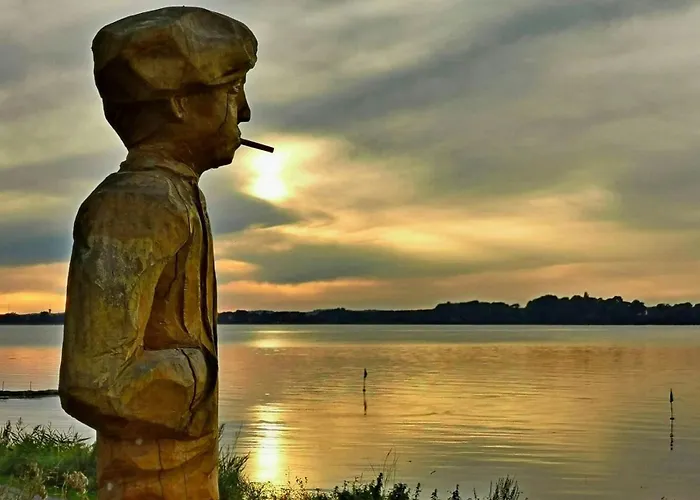 Sleep Under The Stars Near Brunsnaes *